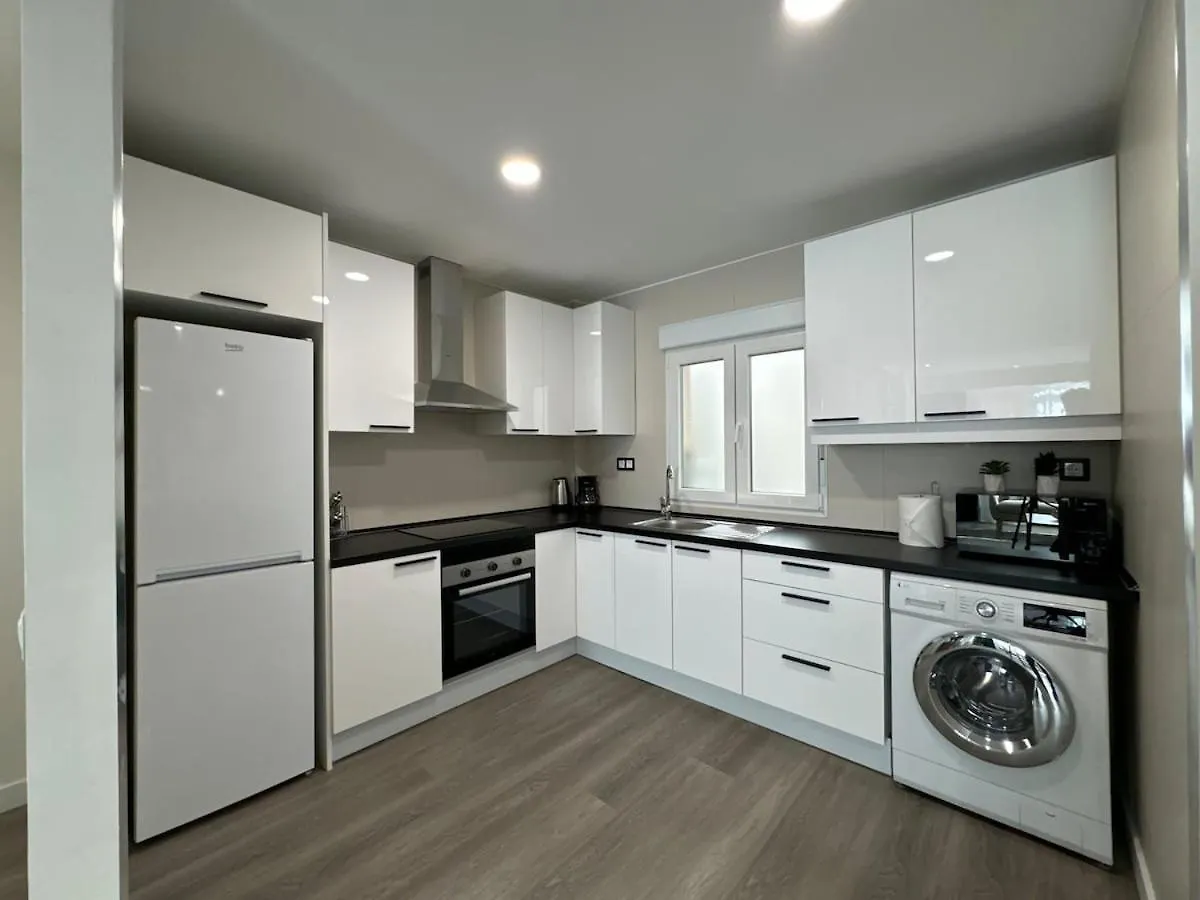 Apartamento A Estrenar Madrid, Castropol