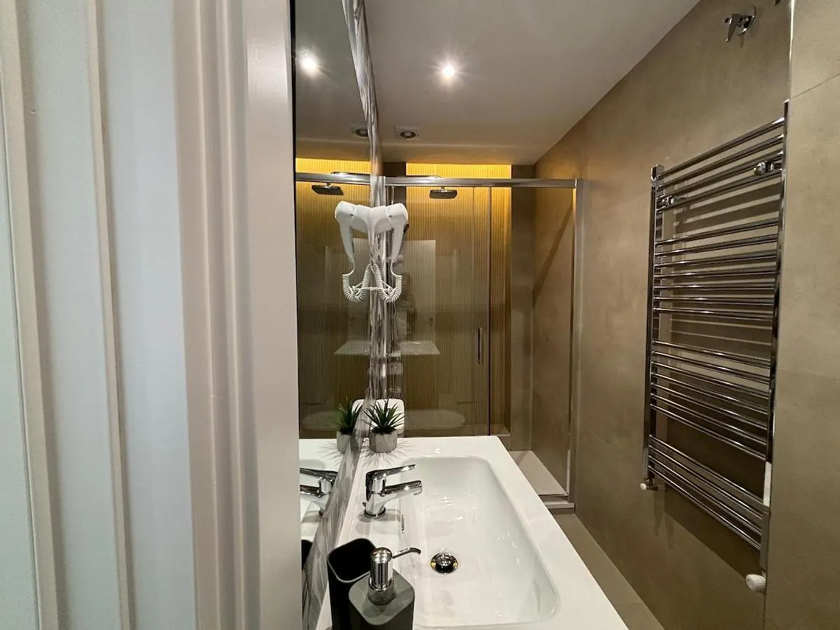 Daire Apartamento A Estrenar Madrid, Castropol