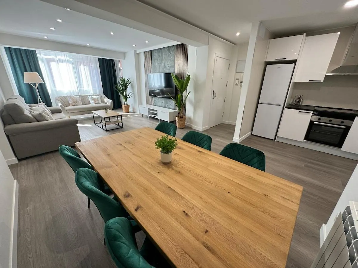 Daire Apartamento A Estrenar Madrid, Castropol